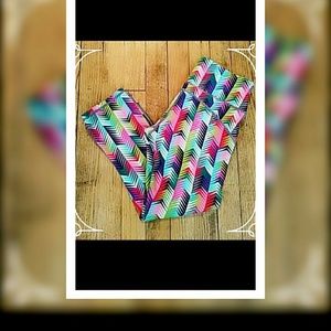 🔴Great 'Intensity Print' cropped pants🔴